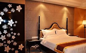 Jiulong International Hotel Wuhan